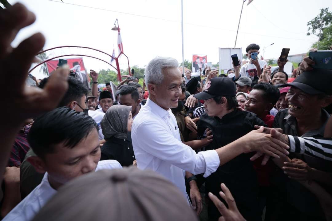 Capres Ganjar disambut antusias warga Rengasdengklok. (Foto: TPN Ganjar-Mahfud)