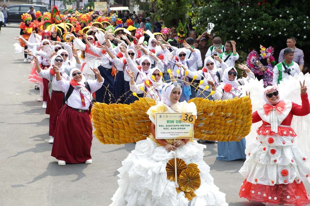 Lomba Kampung Surabaya Hebat (KSH) yang bisa tekan angka sampah hingga 5 ton per hari. (Foto: Humas Pemkot Surabaya)