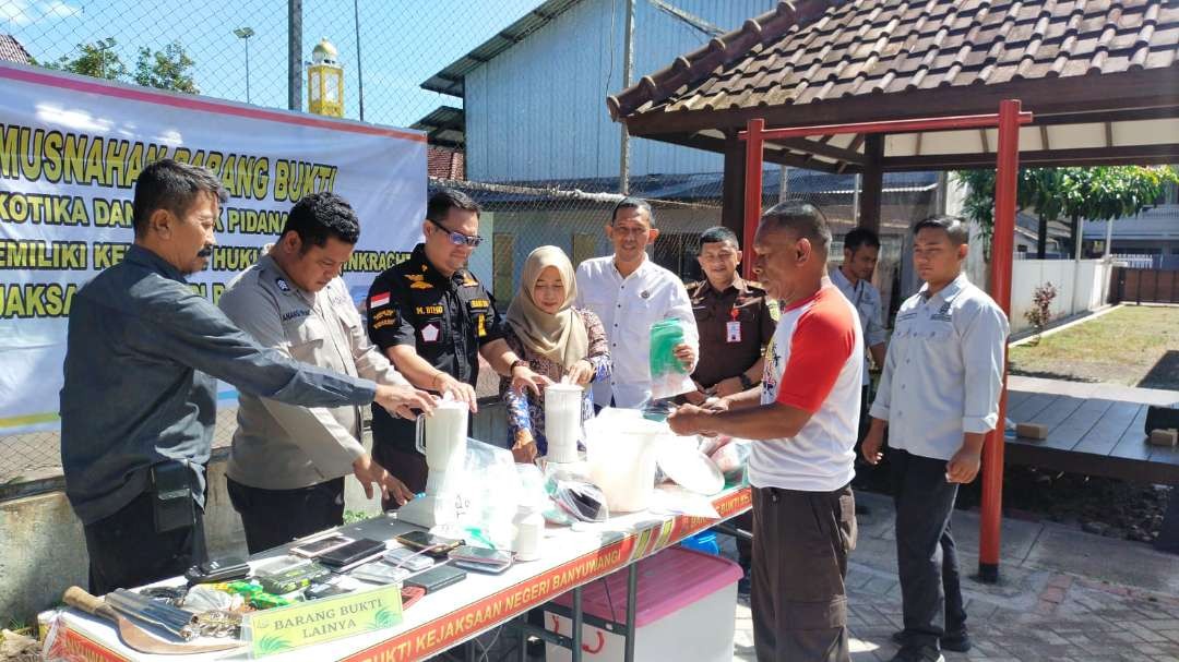 Pemusnahan barang bukti narkoba yang sudah berkekuatan hukum tetap (Foto: Istimewa)