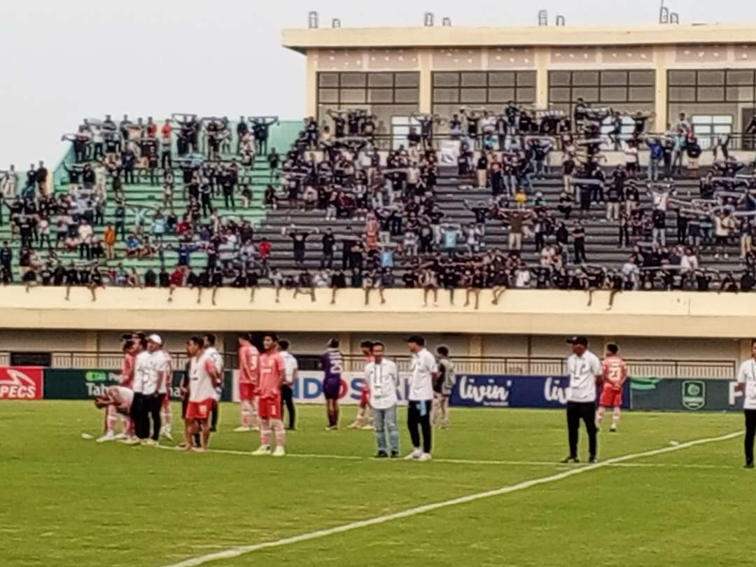 Persela Lamongan menempati  Tuban Sport Centre sebagai home base di putaran 12 besar Liga 2. (Foto: Imron Rosidi/Ngopibareng.id)