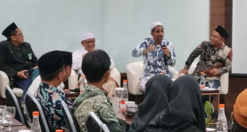 Ketua Umum PP MATAN Dr. M. Hasan Chabibie, pendakwah digital Habib Husein Ja’far Hadar, Sekretaris PCINU Inggris Raya Munawir Aziz, dalam agenda Silaturahmi Pengurus Pusat MATAN Indonesia di Jakarta. (Foto:matan)