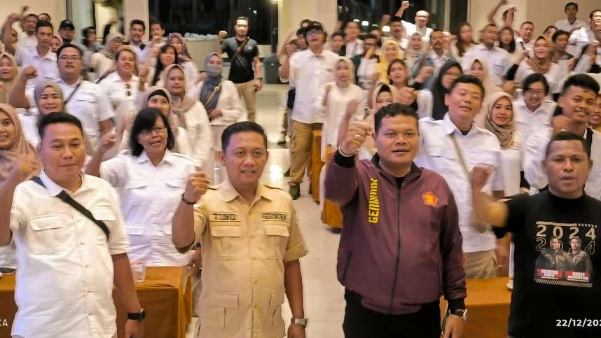 Para koordinator saksi DPC Partai Gerindra Kota Kediri mengikuti pendidikan politik di Hotel Insumo, Jumat, 22 Desember 2023 malam. (Foto: Fendhy Lesmana/Ngopibareng.id)