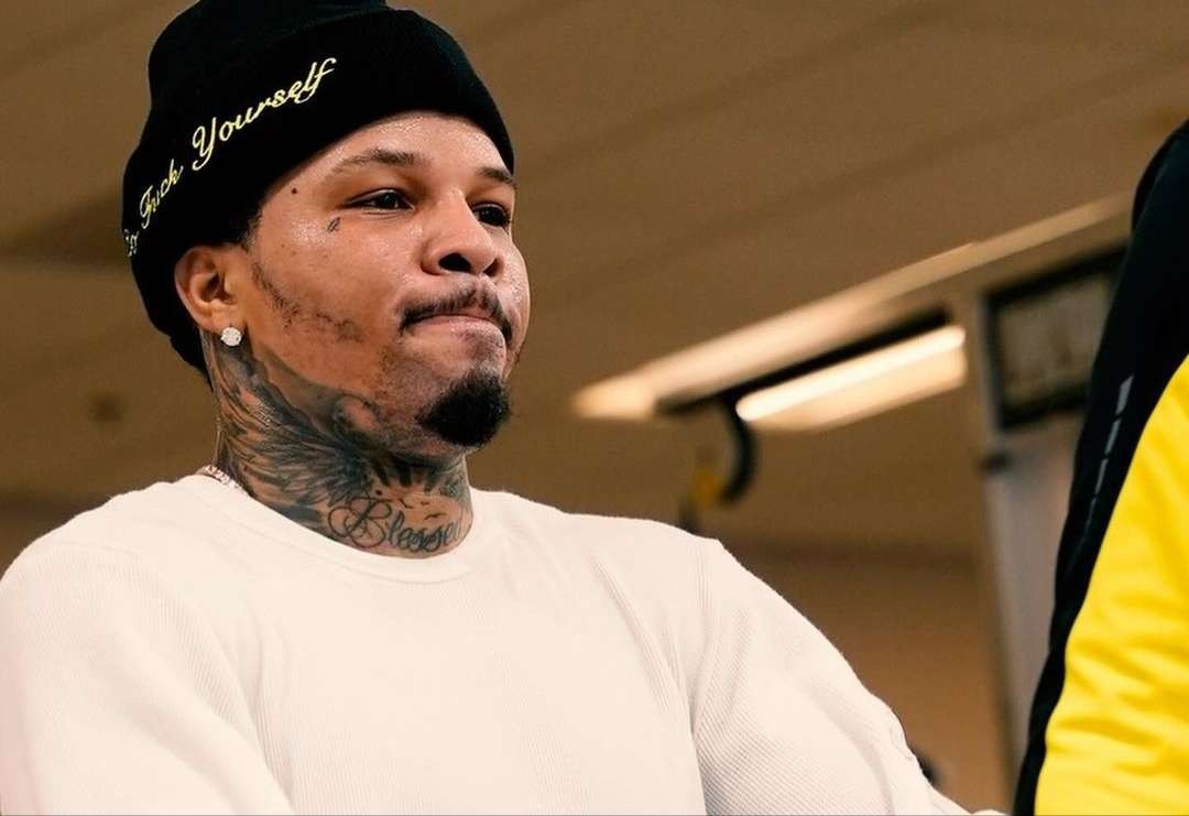 Gervonta Davies mualaf, mengucapkan dua kalimat syahadat di Masjid Hidaayah, Maryland, Amerika Serikat. (Foto: Instagram @gervontaa)