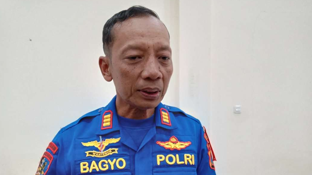 Kasat Polairud Polres Malang, AKP Slamet Subagyo, saat diwawancarai di Mapolres Malang, pada Selasa, 26 Desember 2023. (Foto: Moh Badar Risqullah/Ngopibareng.id)