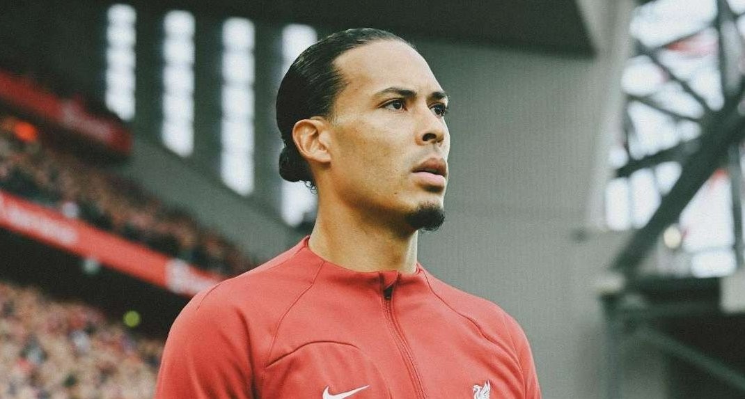 Virgil van Dijk lolos dari hukuman meski sempat marah terhadap wasit Chris Kavanagh pada laga Liverpool vs Arsenal kemarin