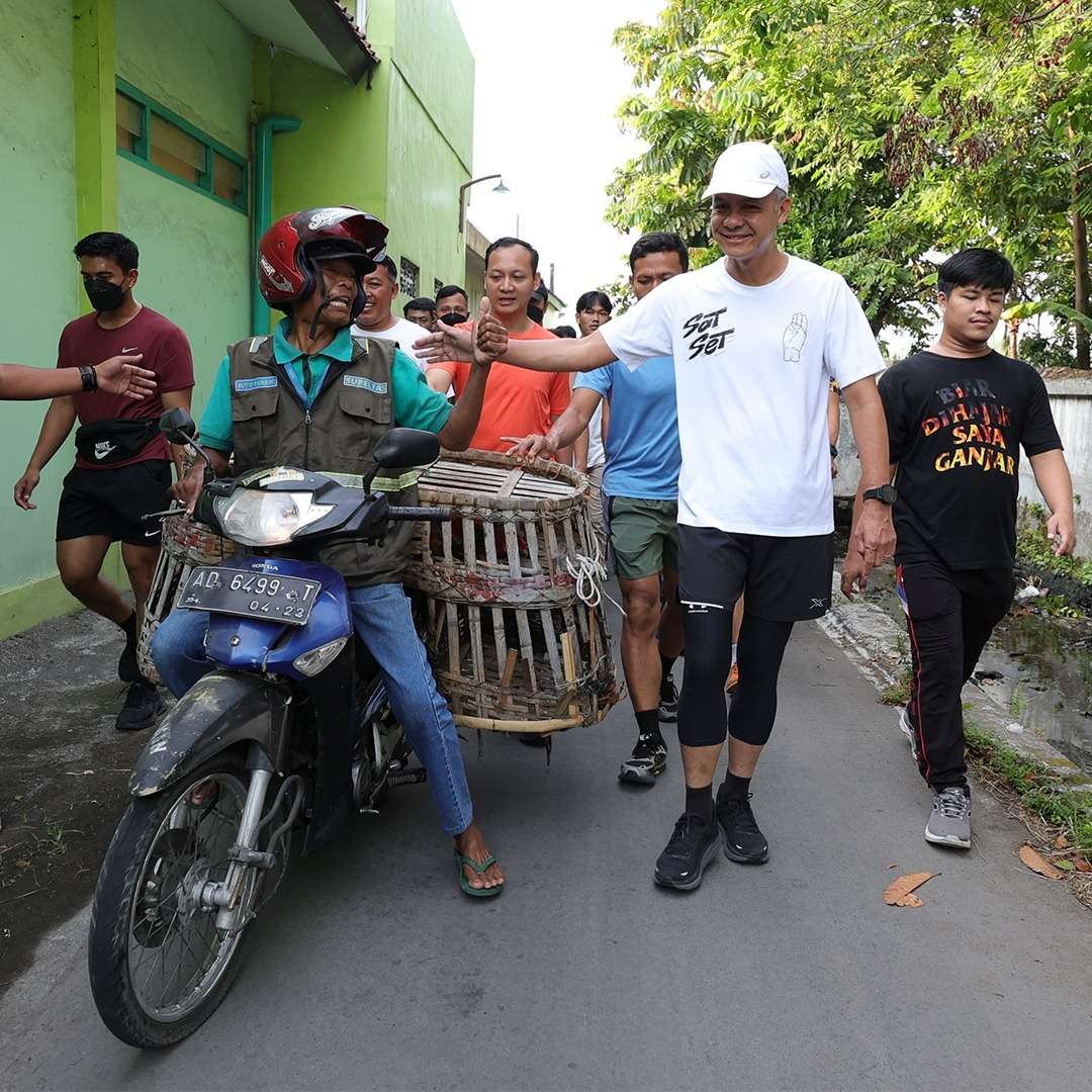 Calon Presiden nomor urut 3 Ganjar Pranowo Pasar Gawok Sukoharjo mendadak geger, Rabu 27 Desember 2023. (Foto: istimewa)