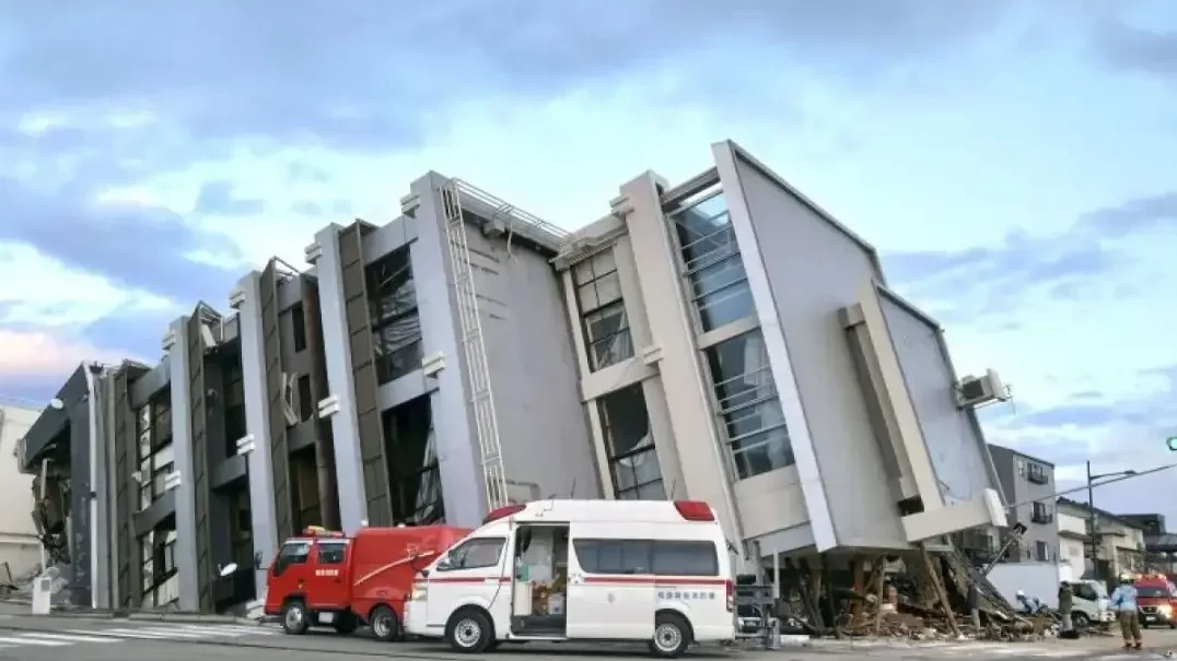 Gempa bumi dahsyat yang mengguncang Jepang terus menimbulkan korban jiwa. Data terakhir menunjukkan, sedikitnya 30 orang tewas. (Foto: Reuters)