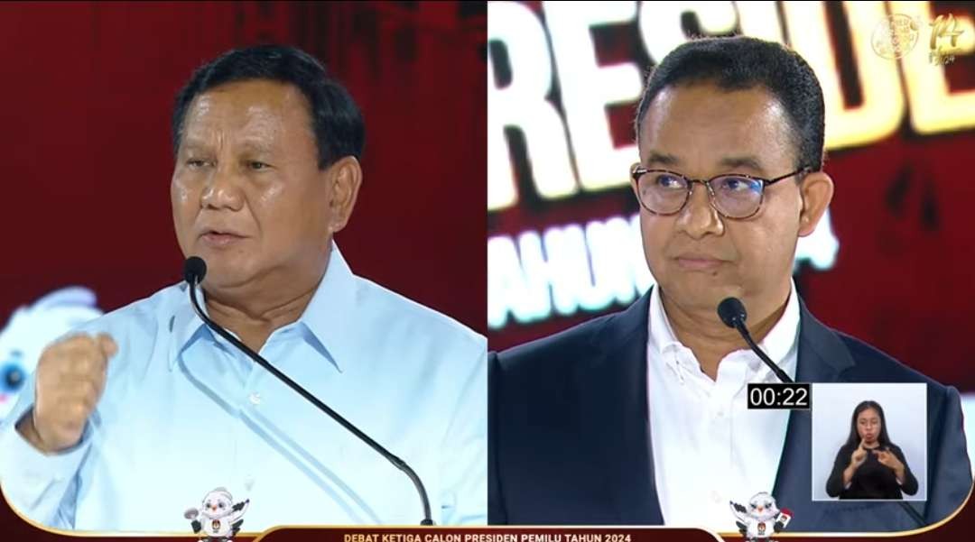 Capres Anies Baswedan dan Prabowo Subianto saling serang di debat, Minggu 7 Januari 2024. (Foto: YouTube KPU)