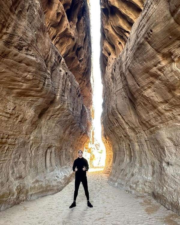 Cristiano Ronaldo mempromosikan wisata Al Ula. (Foto: Instagram @ronaldo)