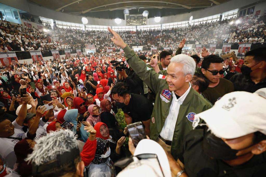 Ganjar Pranowo saat di DBL Arena, Surabaya, Sabtu 13 Januari 2024. (Foto: Dok. TPN Jatim)