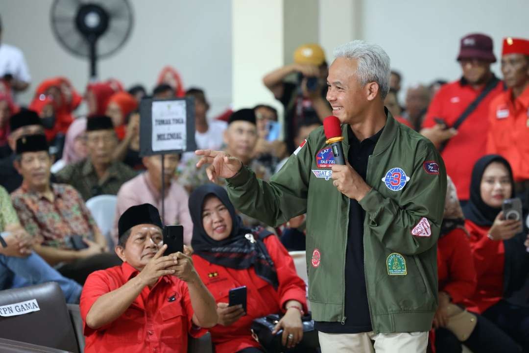 Calon presiden (capres) nomor urut 03 Ganjar Pranowo berkomitmen memberikan hak setiap warga negara secara adil, termasuk hak mendapatkan pekerjaan. (Foto: Istimewa)