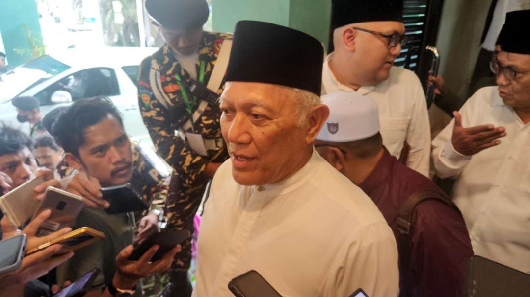 Pj Ketua Tanfidziyah PWNU Jatim, KH Abdul Hakim Mahfud atau Gus Kikin usai pelantikan di PWNU Jatim, Surabaya, Senin 15 Januari 2024. (Foto: Fariz Yarbo/Ngopibareng.id)