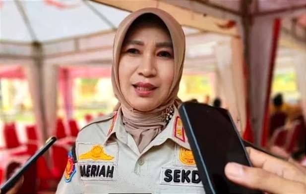 Pj Sekda Bondowoso, Haeriyah Yuliati menegaskan Kades di Bondowoso pada 2024 wajib melaporkan LHKPN ke KPK RI. (Foto: Diskominfo Bondowoso)