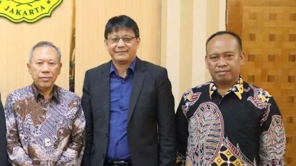 Ketua Forum Zhenghe, Prof. Haiyun Ma, bersama jajaran PP Muhammadiyah di Jakarta. (Foto: md.or.id)