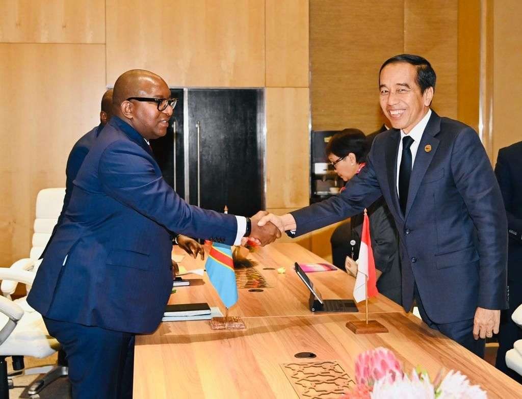 Presiden Kongo, Felix Tshisekedi, dilantik untuk periode kedua. Ia sempat bertemu Presiden Indonesia, Jokowi, Agustus 2023. (Foto: Setpres RI)