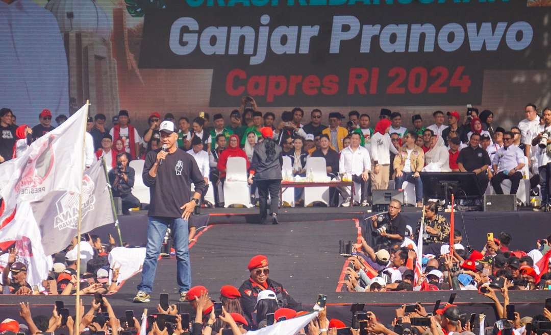 Ganjar Pranowo saat berkampanye di GOR Delta Sidoarjo (foto : Aini/Ngopibareng.id)