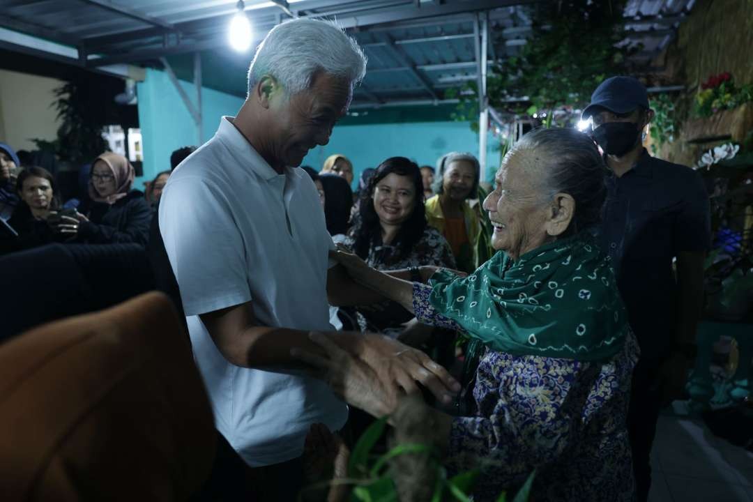 Ganjar Pranowo, capres nomor urut 3, menginap di rumah warga keturunan Tionghoa sambil belajar bertoleransi. (Foto: Istimewa)