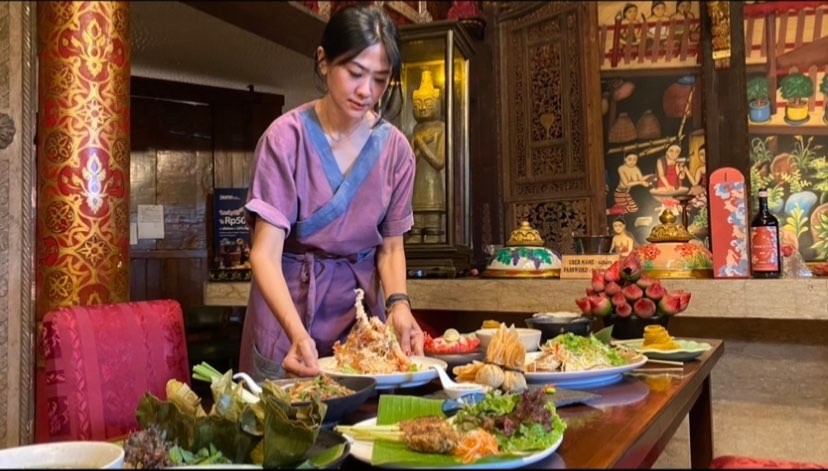 Salah satu bisnis F&B bertemakan Indochina di Kota Malang (Foto: Lalu Theo/Ngopibareng.id)