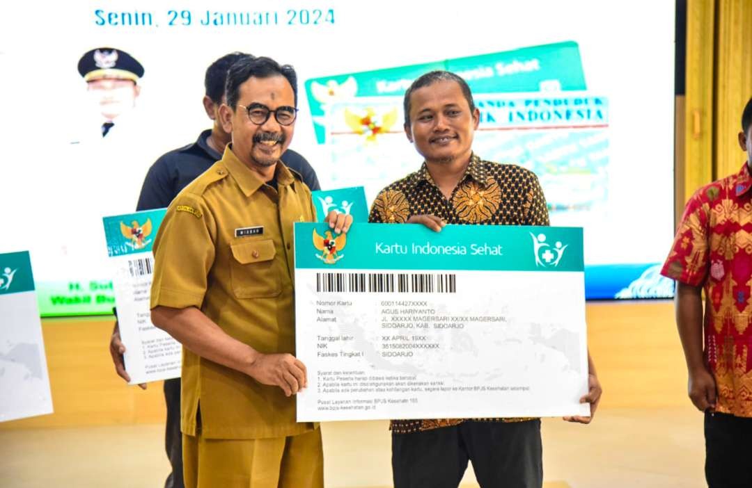 Kadinsos Sidoarjo saat launching jaminan kesehatan UHC (foto : Aini/Ngopibareng.id)