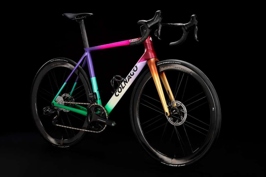 Colnago C68 Respetto and Armonia karya Motoki Yoshio yang versi dof ini hanya ada satu di dunia dan saat ini sedang dilelang di rumah lelang Sotheby's. (Foto: Istimewa)