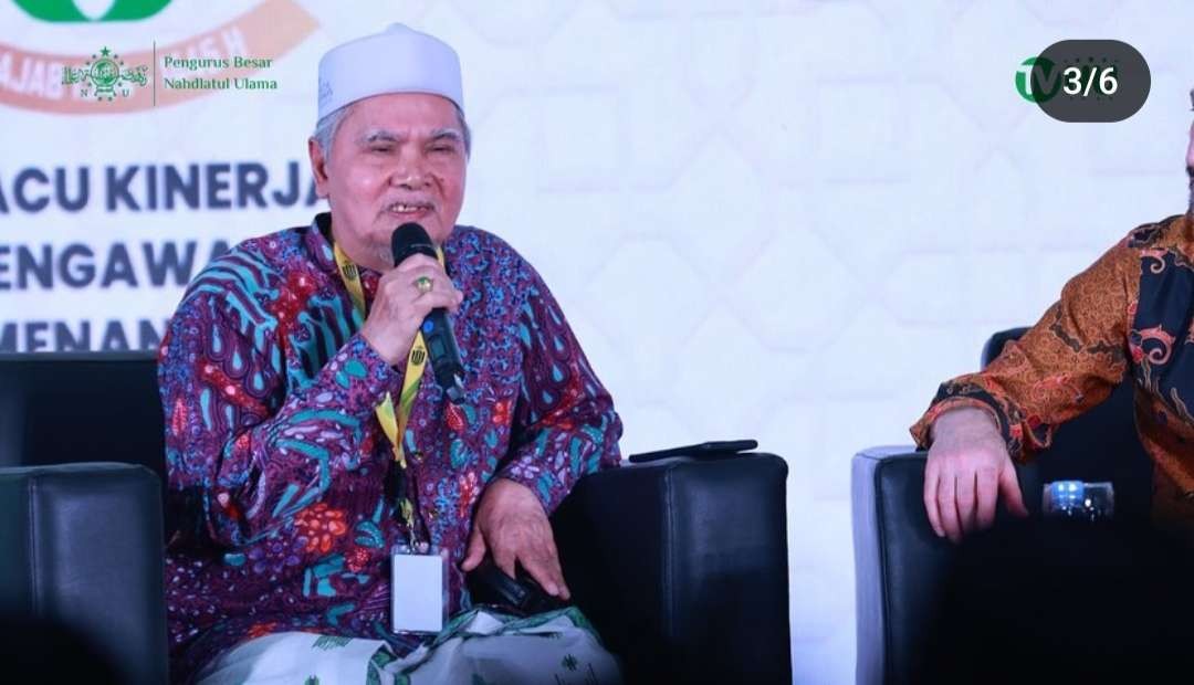 KH Afifuddin Muhajir, Pengasuh Pondok Pesantren Salafiyah Syafi'iyah, Sukorejo, Situbondo, Wakil Rais Aam PBNU. (Foto:adi/ngopibareng.id)