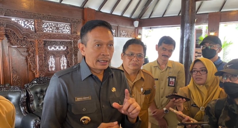 Penjabat (Pj) Walikota Malang, Wahyu Hidayat saat berada di Pendopo Balaikota Malang (Foto: Lalu Theo/Ngopibareng.id)