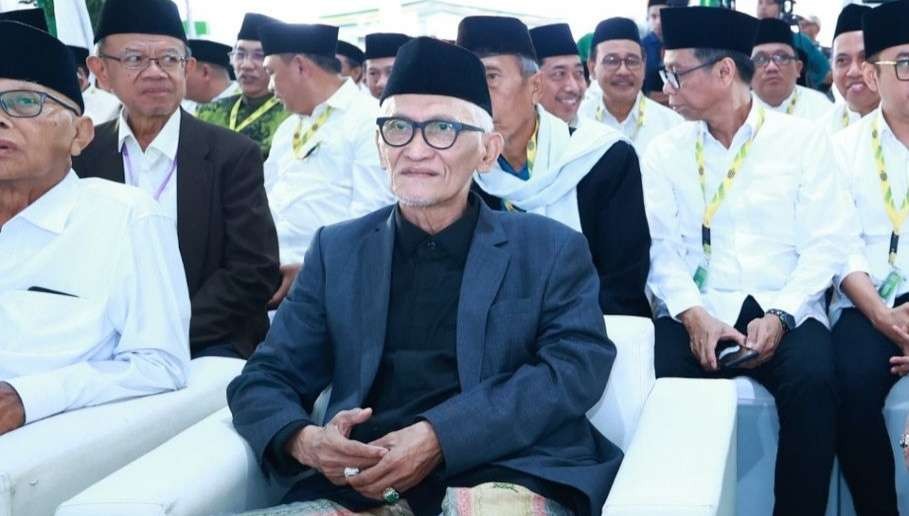 Rais Aam PBNU, KH Miftachul Akhyar saat pembukaan konferensi besar Nahdatul Ulama tahun 2024 dan Halaqah Nasional Strategi Peradaban Nahdatul Ulama, Pondok Pesantren Al-Munawwir, Krapyak, Sewon, Bantul, Senin 29 Januari 2024. (Foto:adi/ngopibareng.id)