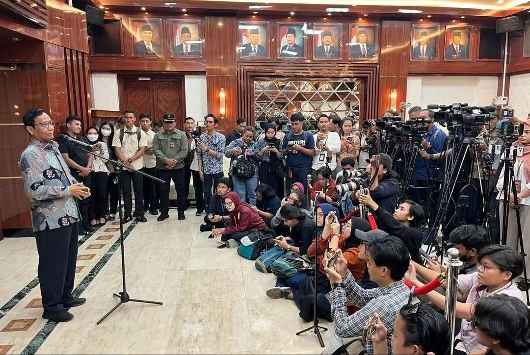 Mahfud MD, cawapres nomor urut 3, resmi mundur dan pamit dari jabatan Menko Polhukam, Jumat 2 Februari 2024. (Foto: Instagram @mohmahfudmd)