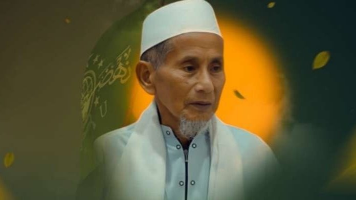 Mustasyar PCNU Gresik KH Muhammad Syahid. (Foto: NU gresik)