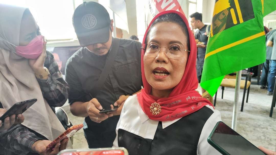 Sekretaris TPD Ganjar - Mahfud Jatim, Sri Untari Bisowarno. (Foto: Fariz Yarbo/Ngopibareng.id)