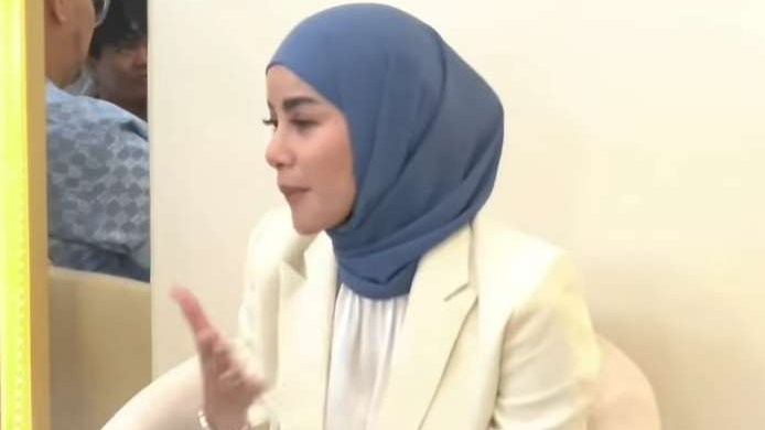 Olla Ramlan sakit kulit hingga bikin status butuh bantuan, akibat salah pakai skincare. (Foto: Instagram)