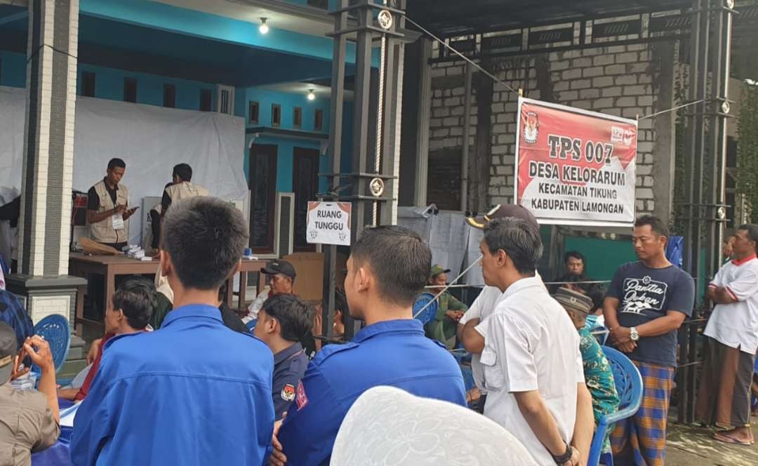 Suasana pelaksanaan pemungutan suara di TPS 07 Desa Kelor Arum, Kecamatan Tikung, Lamongan. (Foto: Istimewa)