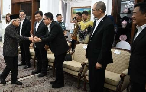 Wakil Presiden (Wapres) Ma’ruf Amin saat menerima audiensi Dewan Pengurus Pusat (DPP) ALFI di kediaman Wapres Jakan Diponegoro (Foto: Setwapres)