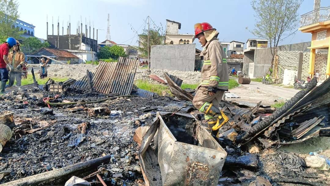 Toko yang terbakar ludes tidak tersisa (Foto: Istimewa)