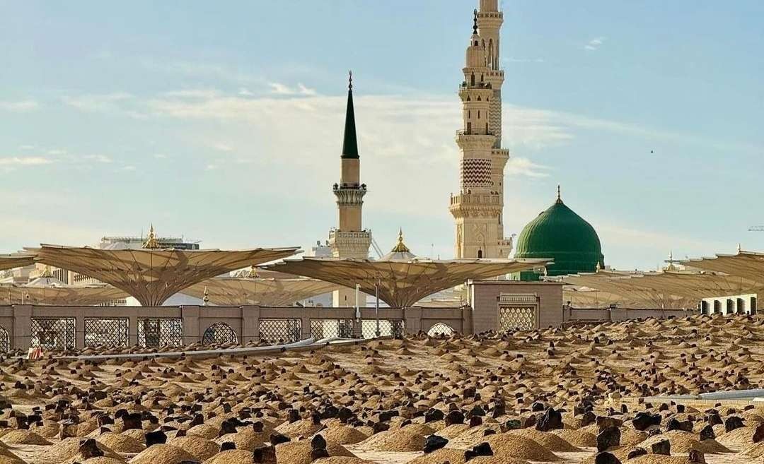 Masjid Nabawi Madinah dari kejauhan. (Foto:dok/ngopibareng.id)