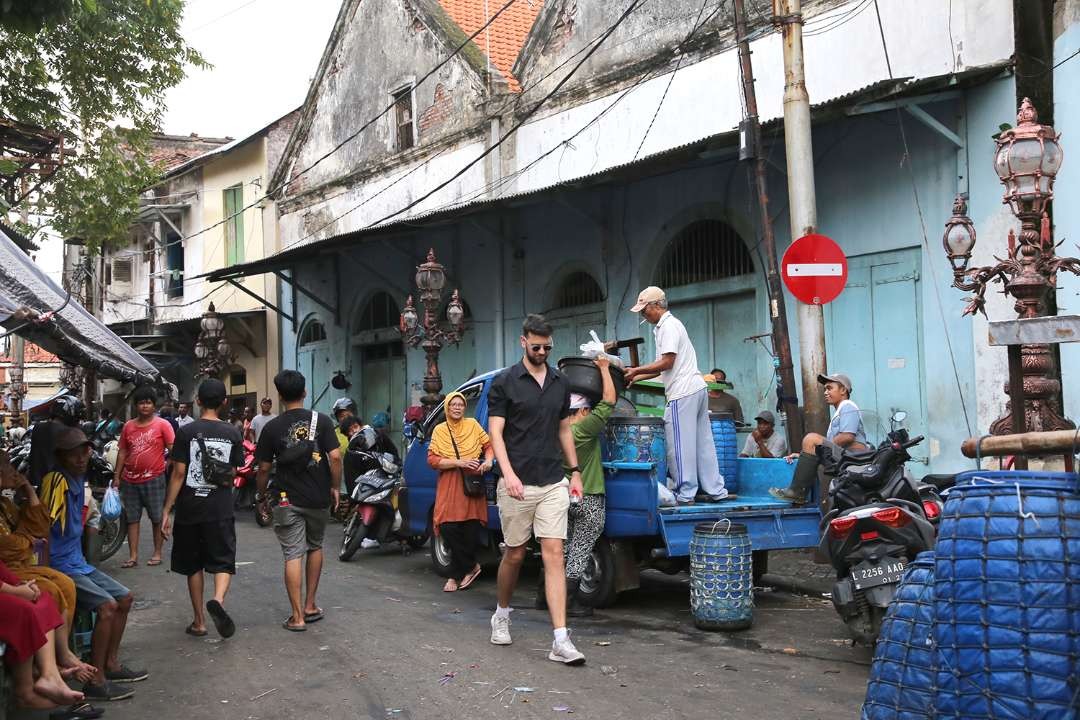 Kawasan Kya-Kya yang akan ditata oleh Pemkot Surabaya agar susana Kota Tua Semakin terasa. (Foto: Humas Pemkot Surabaya)