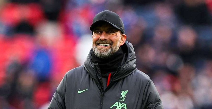 Jurgen Klopp kesal dengan wasit karena tak memberikan kartu kepada Moises Caicedo setelah melakukan tekel brutal kepada Ryan Gravenbergh