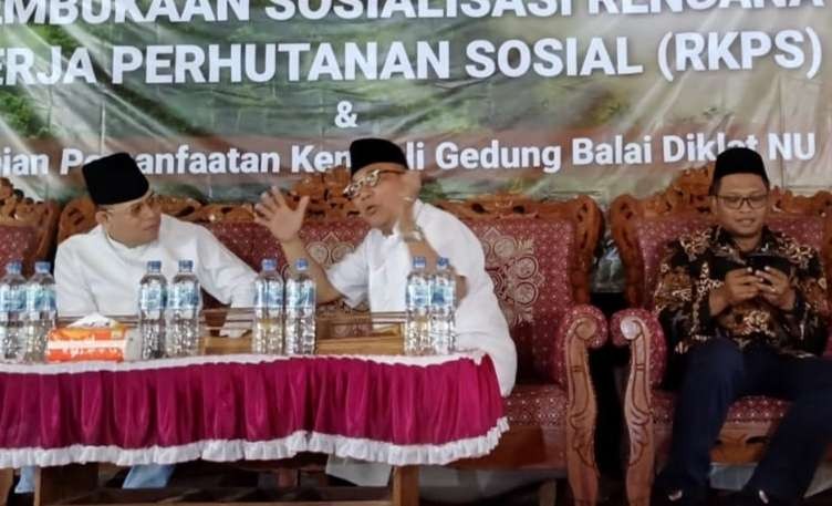 Kegiatan Sosialisasi Rencana Kerja Perhutanan Sosial (RKPS), Rabu 28 Februari 2024, di Balai Diklat NU Jatim, desa Ledug, Kec. Prigen, Kabupaten Pasuruan. (Foto: surprise for ngopibareng.id)