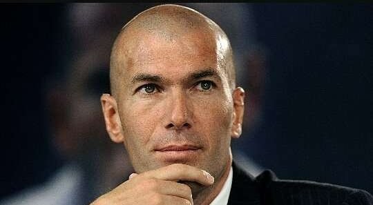 Pemilik saham minoritas baru MU, Sir Jim Ratcliffe ingin bawa Zinedine Zidane ke Old Trafford. (Foto: Instagram/@zinedine_zidane_officiel)