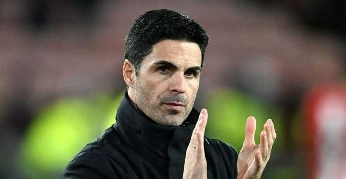 Pelatih Arsenal Mikel Arteta ingin berinvestasi di sektor striker dan gelandang