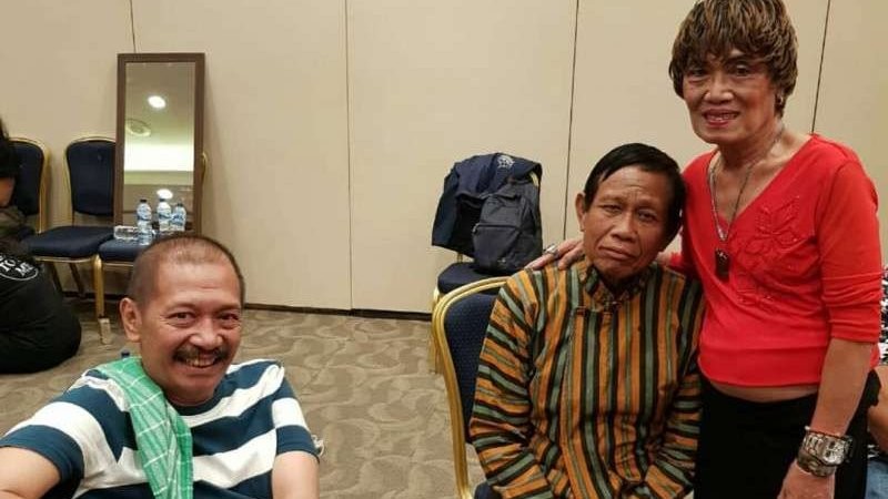 Komedian Polo Srimulat bersama rekannya, Tarzan dan Tessy di grup lawak legendaris. (Foto: Istimewa)