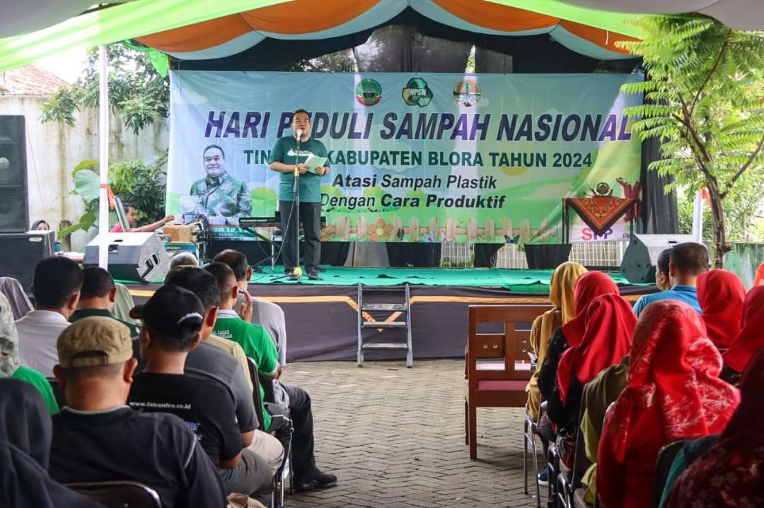 Peringatan hari peduli sampah nasional, di Kantor DLH Blora. (Foto: Ahmad Sampurno/ngopibareng.id)