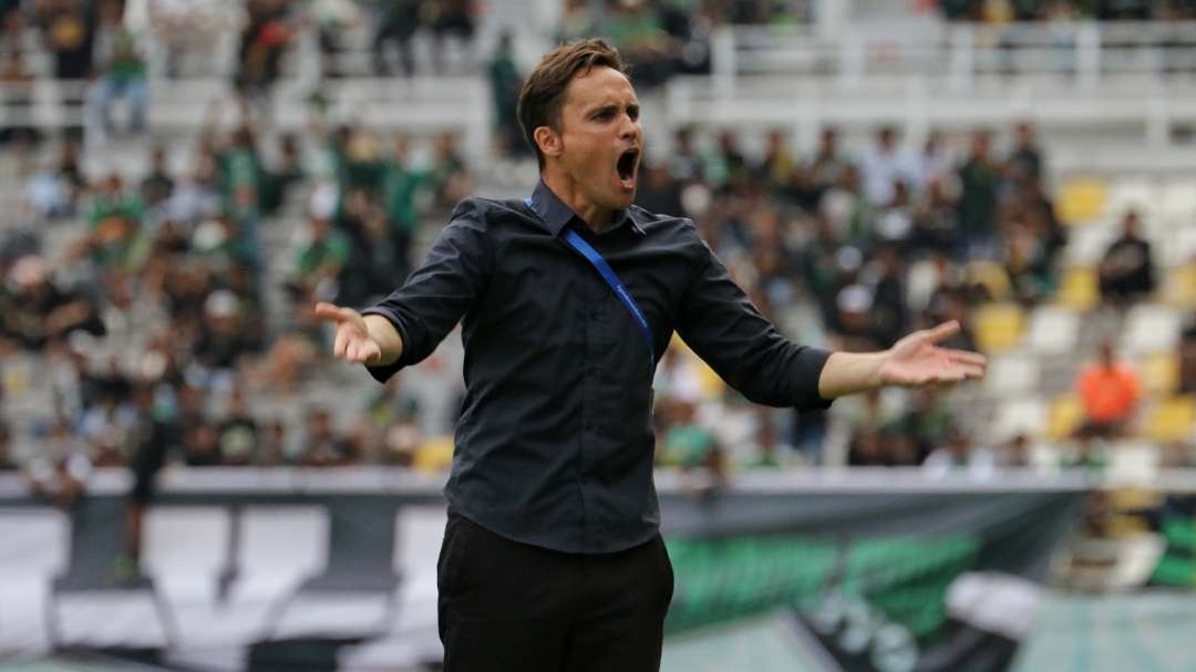 Pelatih Persebaya, Paul Munster. (Foto: Fariz Yarbo/Ngopibareng.id)