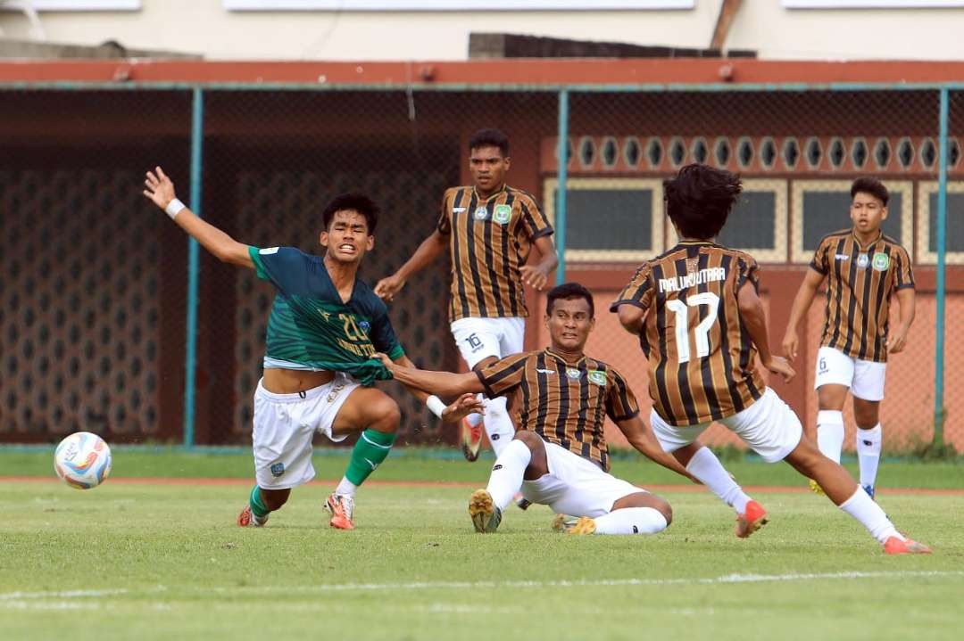 Tim sepak bola Jatim taklukkan Malut 3-1 dalam laga kedua BK PON Aceh-Sumut. (Foto: Istimewa)