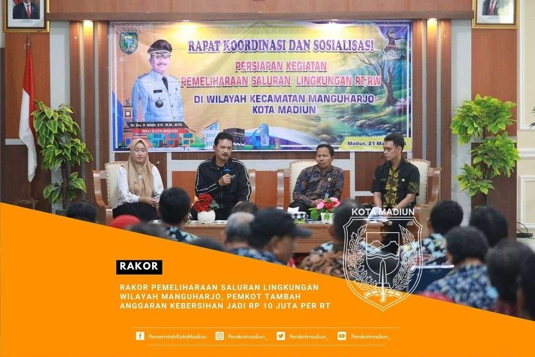 Walikota Madiun Maidi di acara Rakor di Aula Manguharjo, Kota Madiun pada Kamis 21 Maret 2024. (Foto: Kominfo)