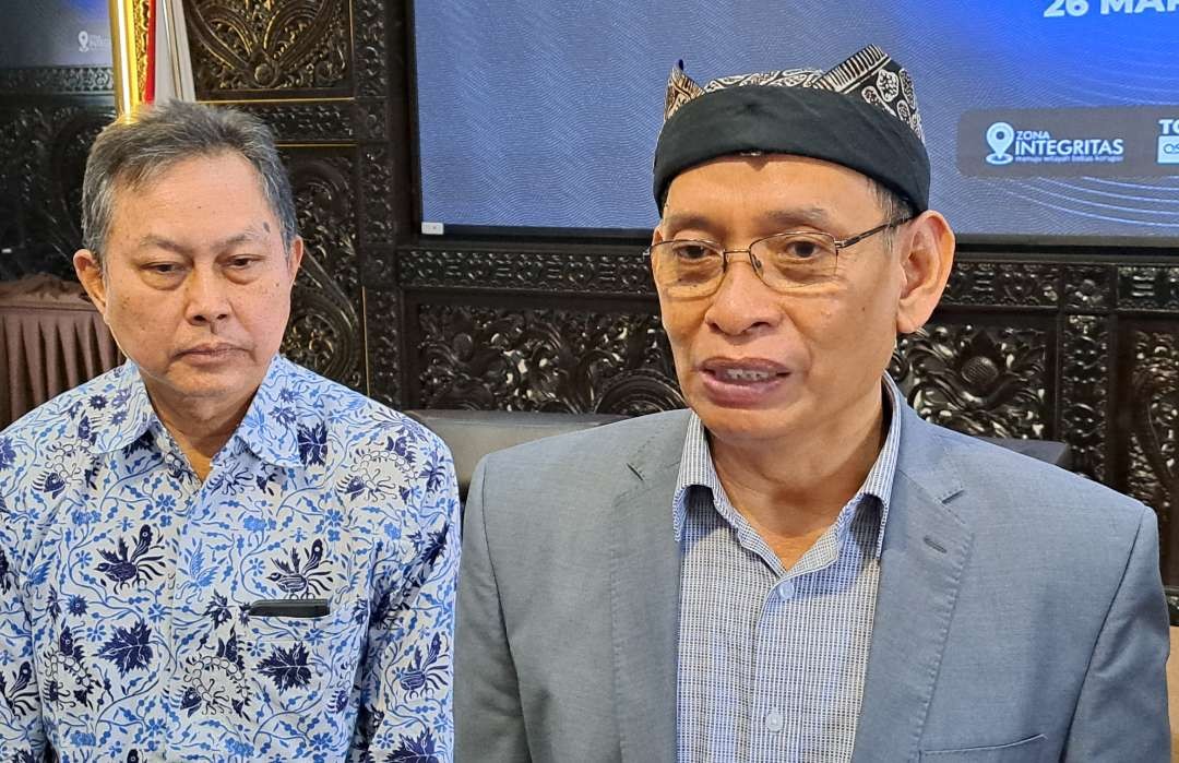 Rektor Unair, Prof Nasih saat menjelaskan tentang tips hadapi SNBT setelah tak lolos SNBP. (Foto: Pita Sari/Ngopibareng.id)