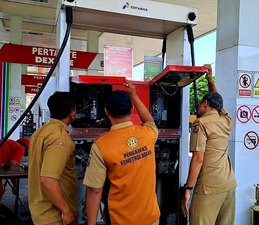 Dinas Perdagangan dan Perindustrian (Disperdagin) Kota Kediri mulai gencar melakukan pengawasan terhadap Stasiun Pengisian bahan Bakar Umum (SPBU) di Kota Kediri (istimewa)