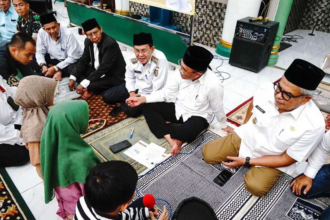 Menteri Koordinator Bidang Pembangunan Manusia dan Kebudayaan (Menko PMK) Muhadjir Effendy saat menghadiri "Anak Cinta Masjid" yang dikembangkan Masjid Al-Mukarramah Gampong Mulia, Kecamatan Kuta Alam, Kota Banda Aceh, Provinsi Aceh, pada Rabu 27 Maret 2024.(Foto: Istimewa)