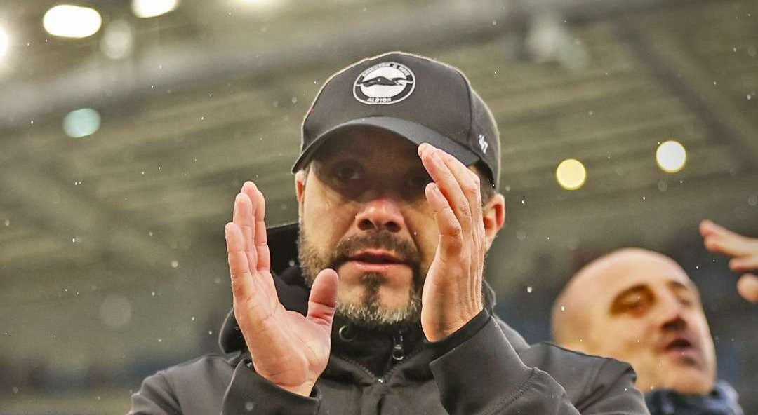 Pelatih kepala Brighton & Hove Albion, Roberto De Zerbi jadi kandidat paling kuat untuk gantikan Jurgen Klopp di Liverpool. (Foto: X)