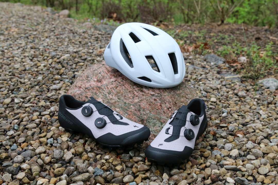 Specialized luncurkan helm dan sepatu yang ekonomis tipe Search dan Recon. (Foto: Istimewa)